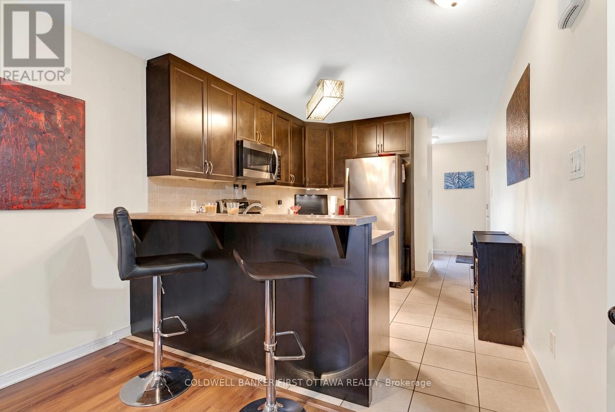 150 Urbancrest Private