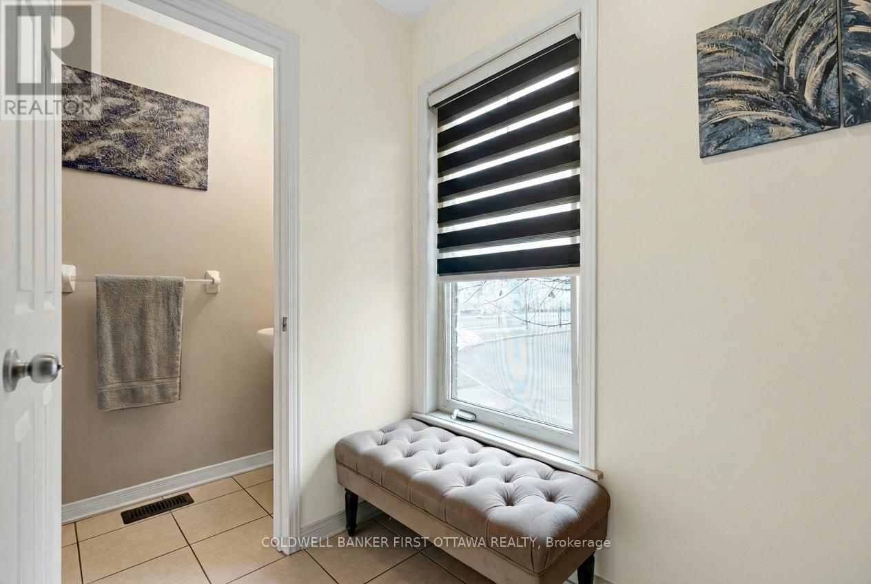 150 Urbancrest Private