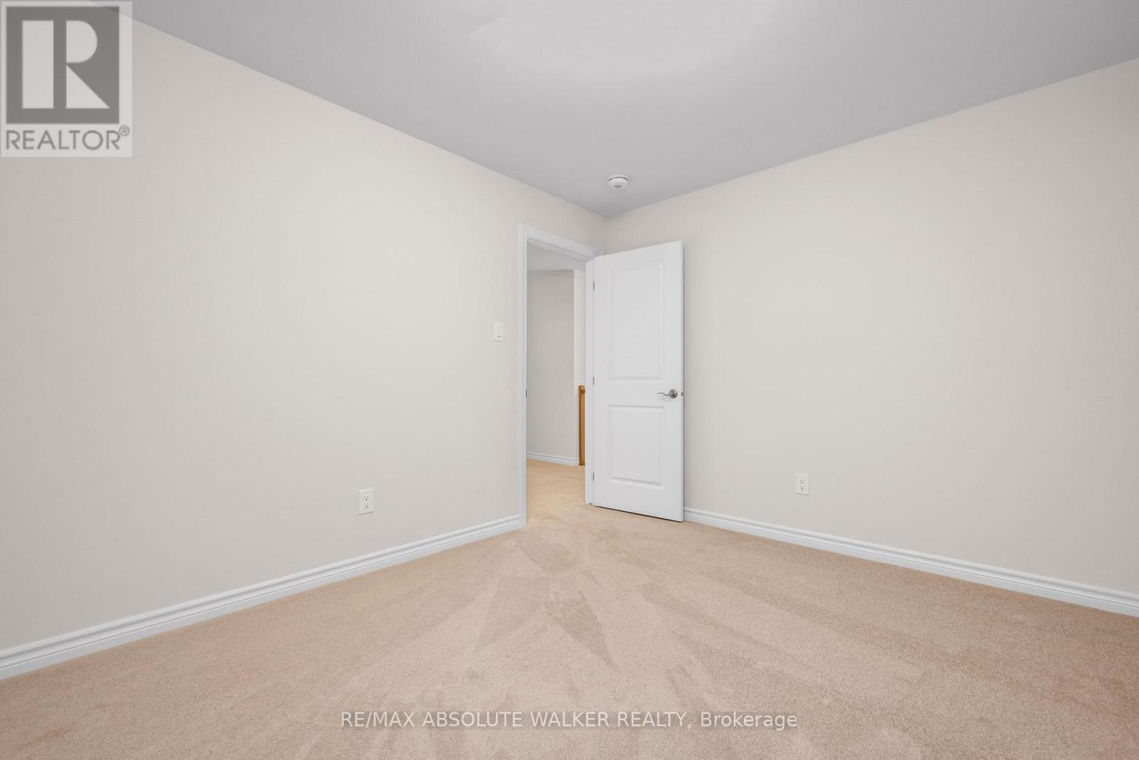 702 Du Rivage Street