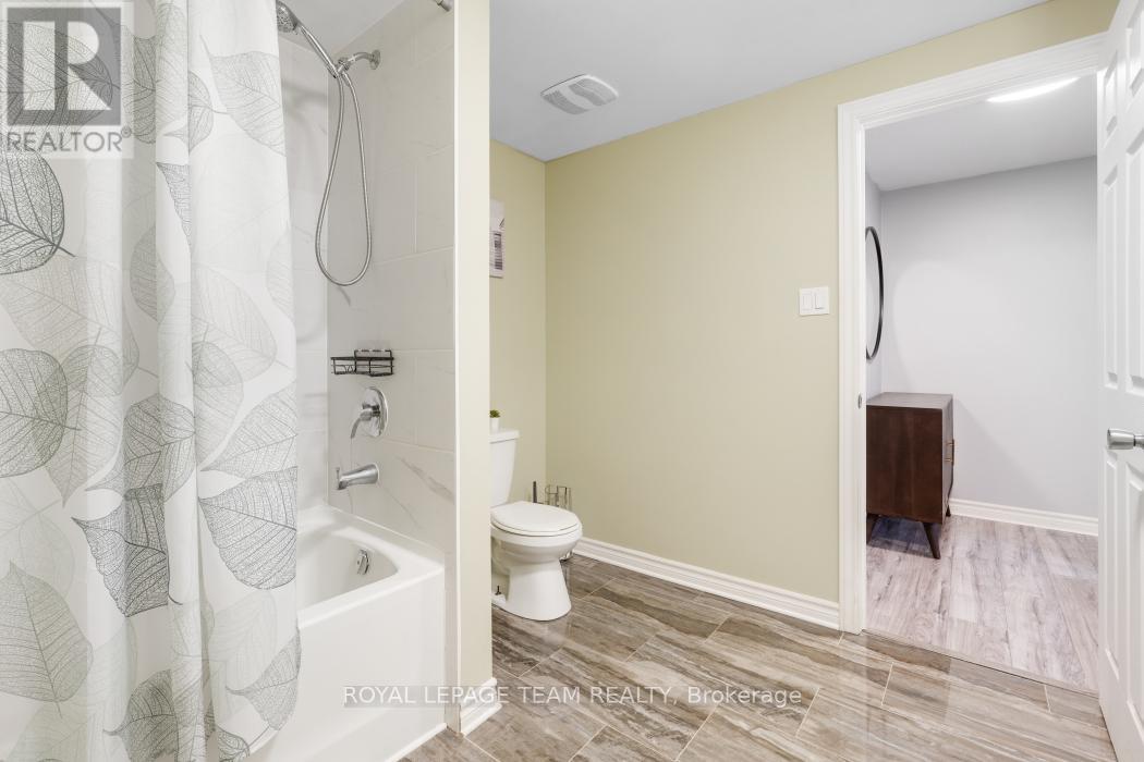 52 Alison Korn Private