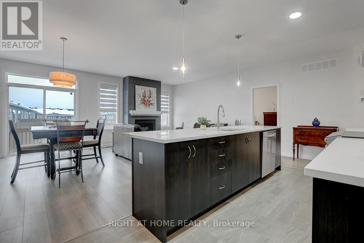 818 Companion Crescent