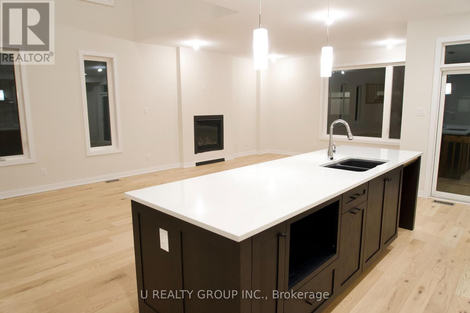 217 Marssalia Crescent