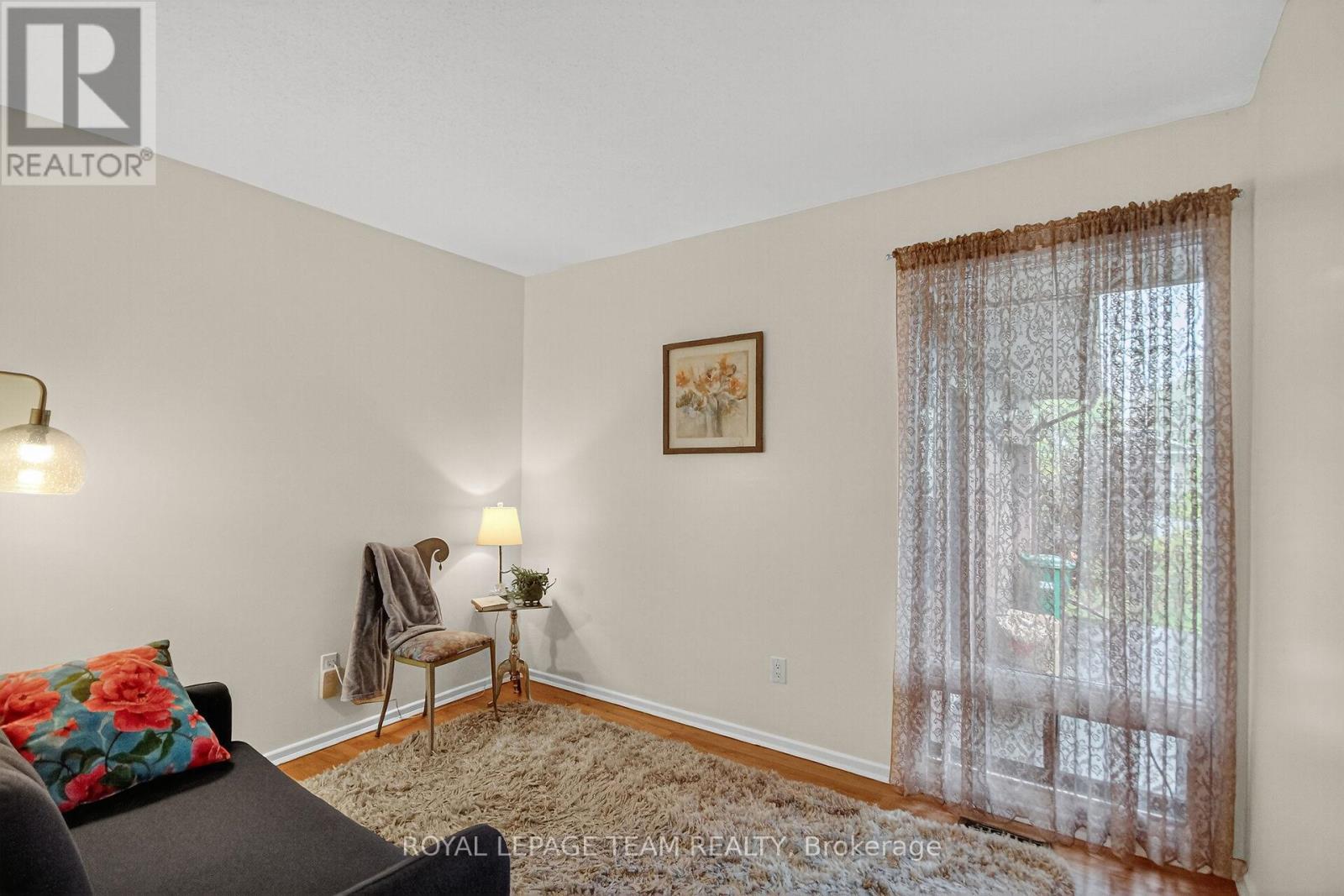 46 Quinpool Crescent