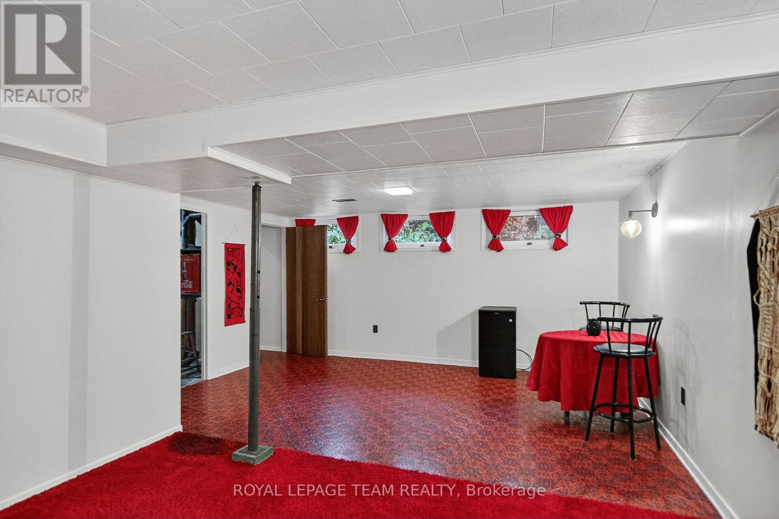 46 Quinpool Crescent