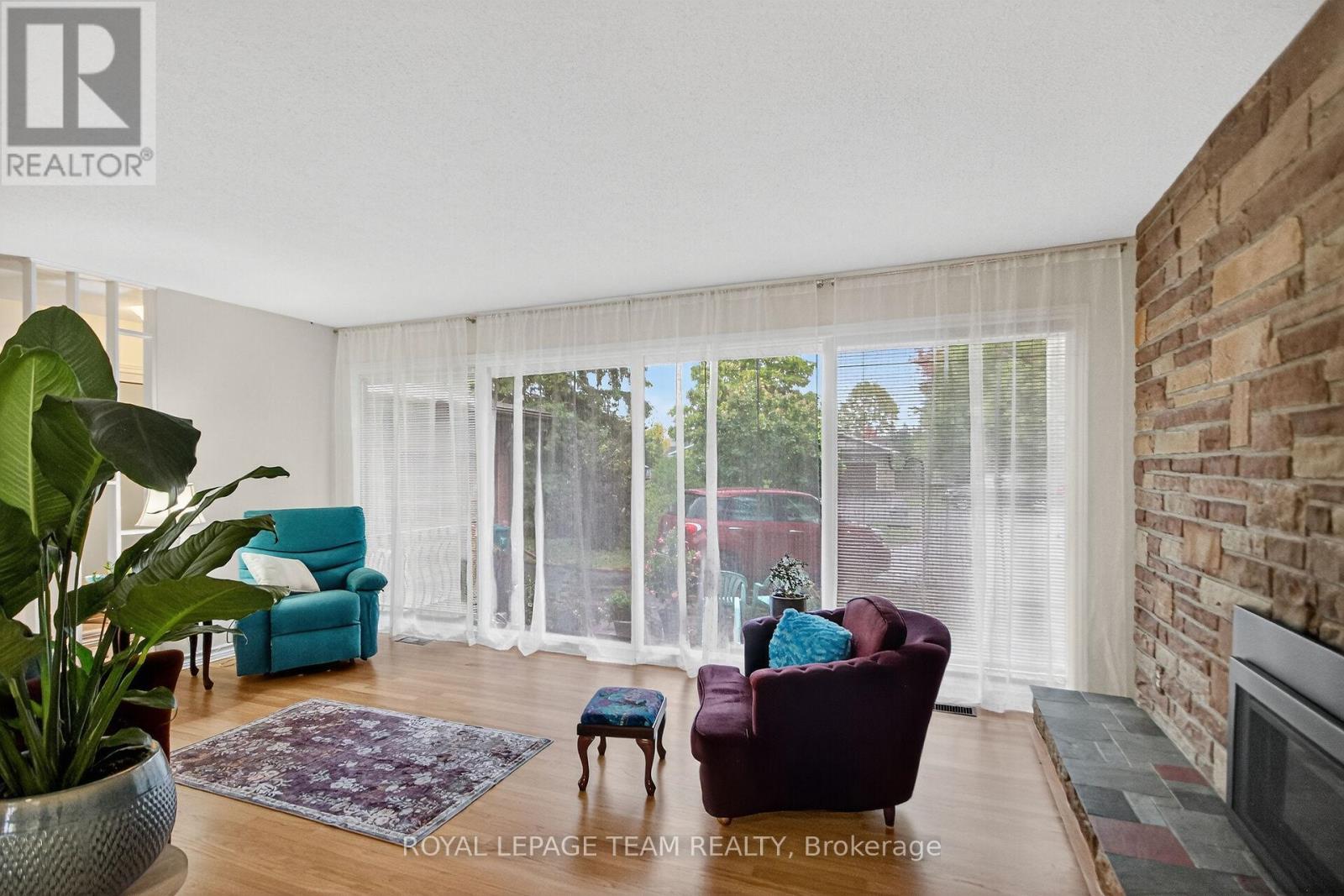 46 Quinpool Crescent