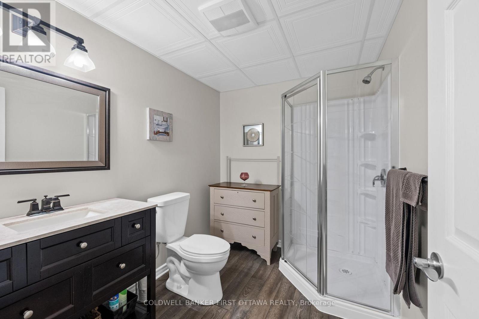 239 Royal Landing Gate