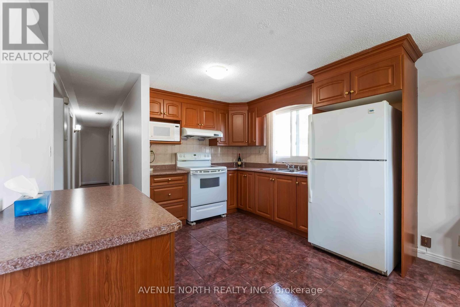 2178 Erinbrook Crescent