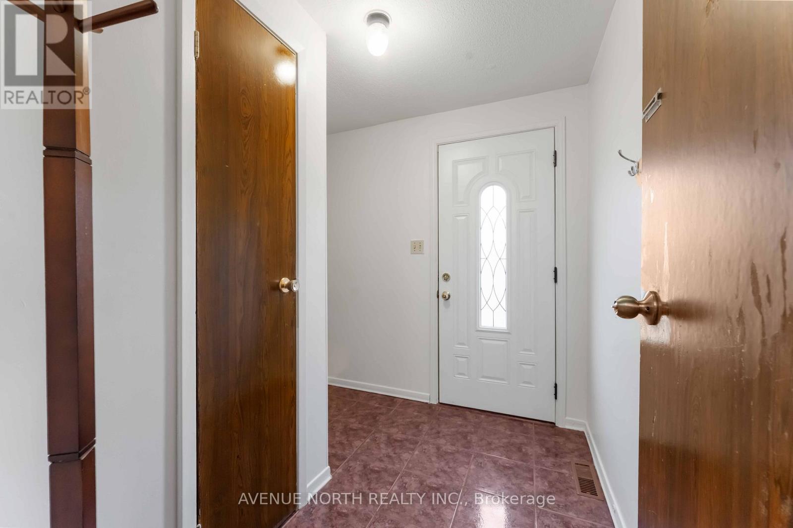 2178 Erinbrook Crescent