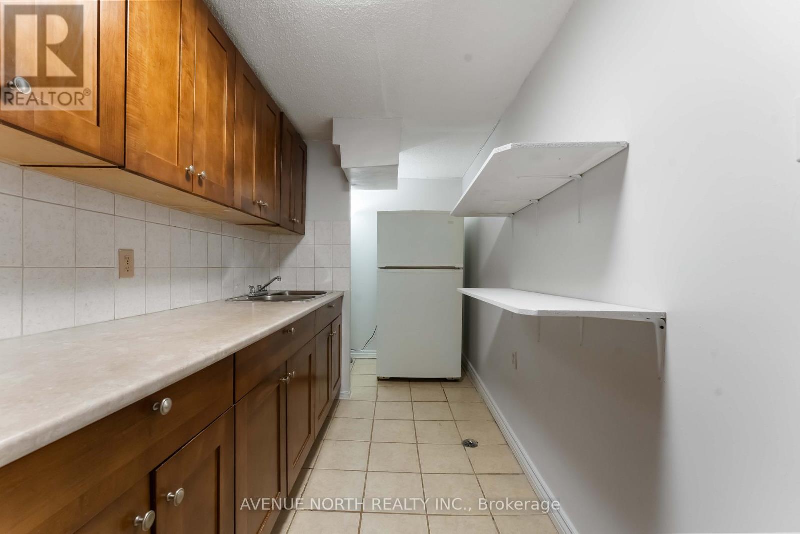 2178 Erinbrook Crescent