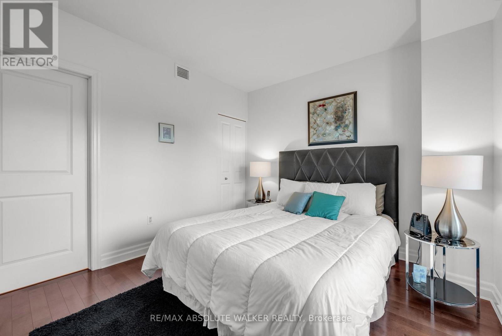 207 - 90 Landry Street