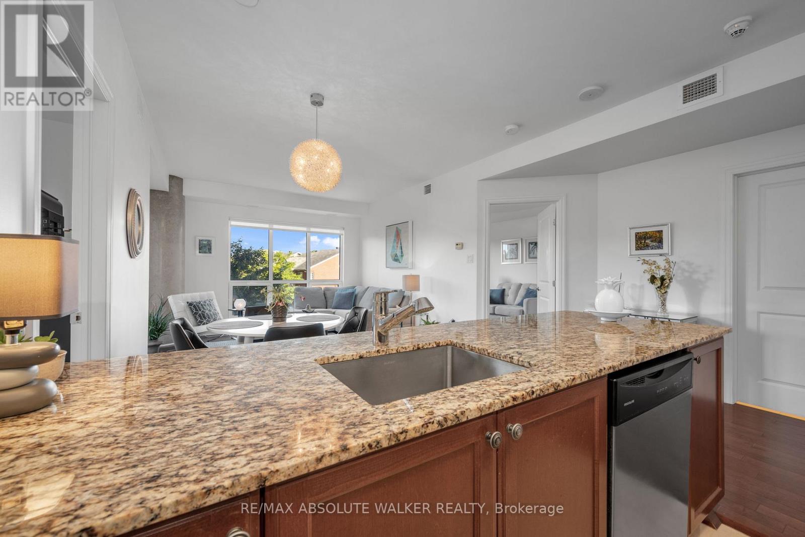 207 - 90 Landry Street