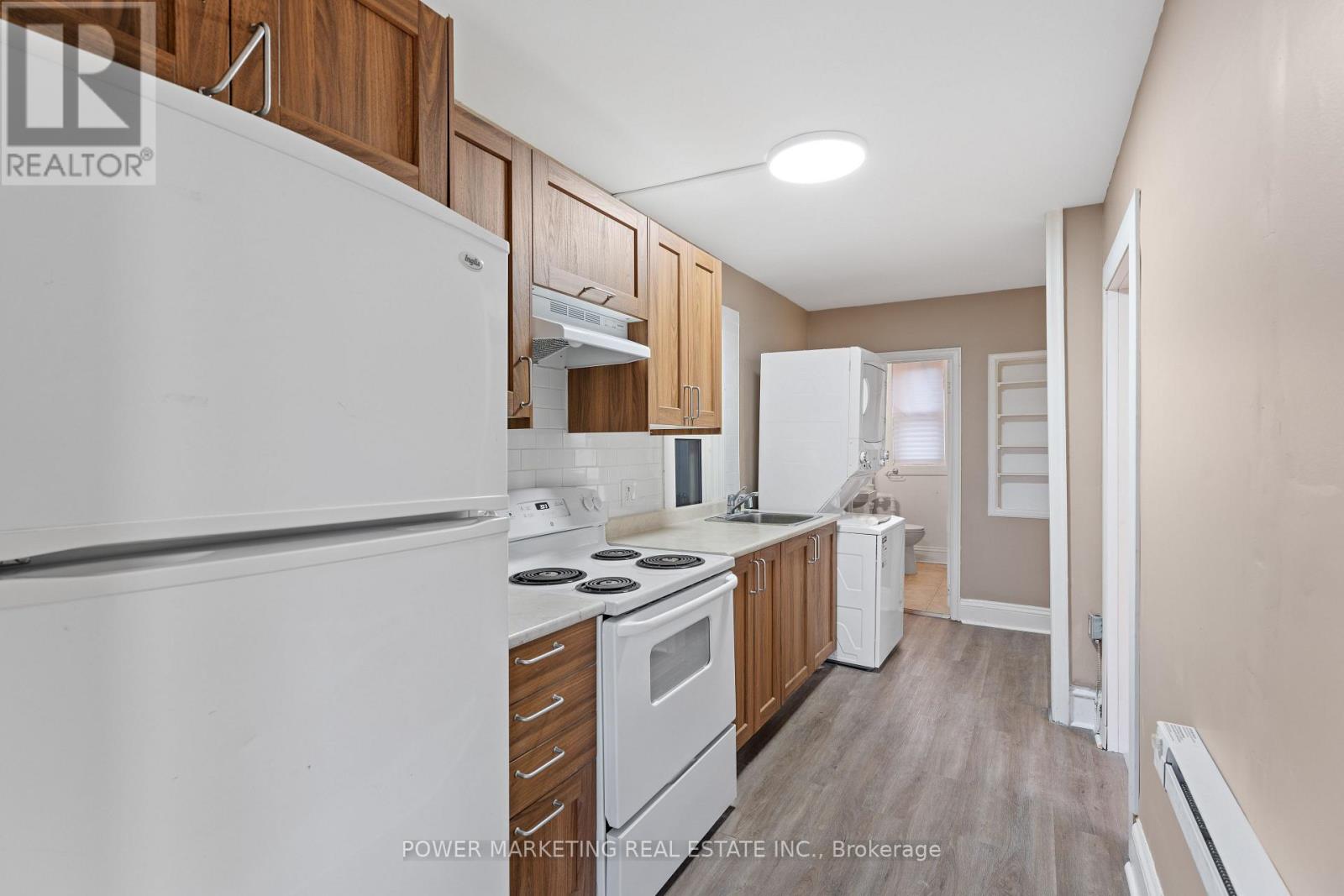 A&b - 684 Bronson Avenue