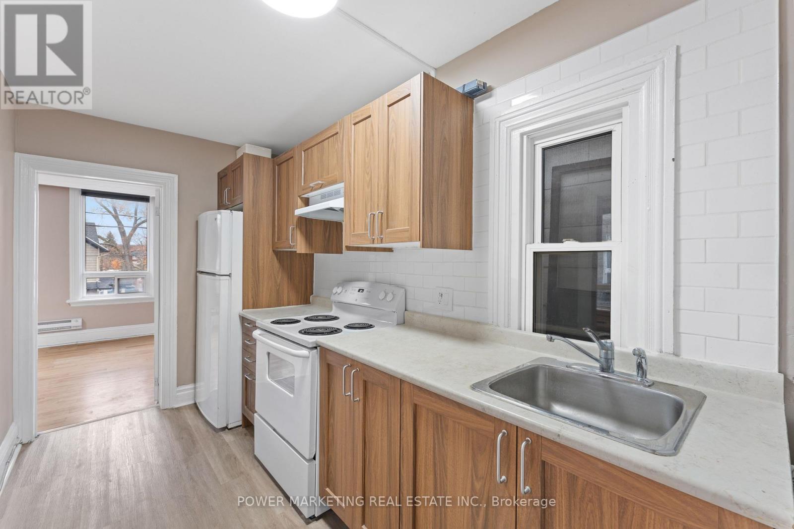 A&b - 684 Bronson Avenue