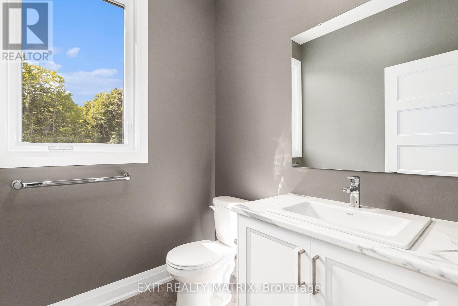 1355 Fribourg Street