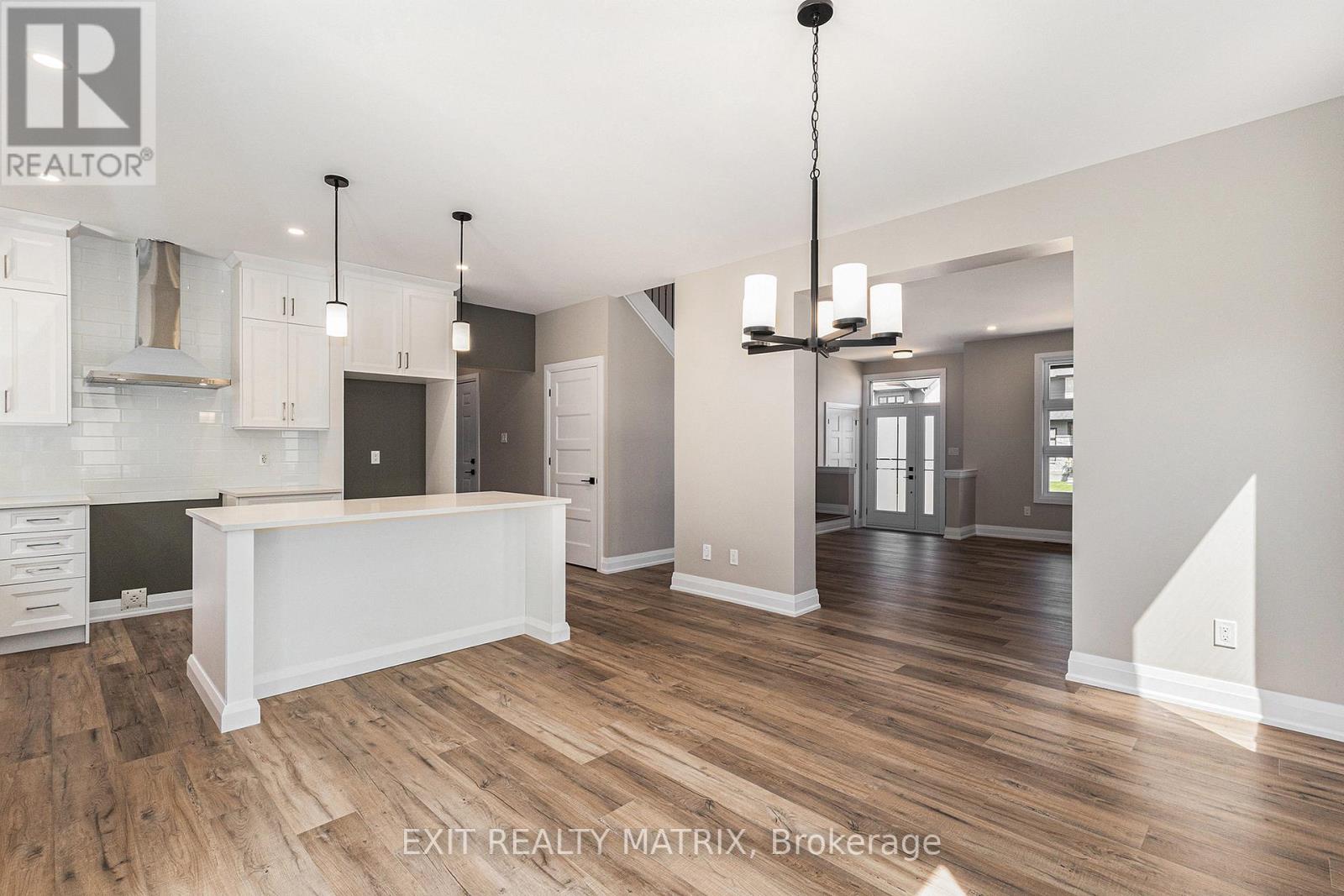 1355 Fribourg Street