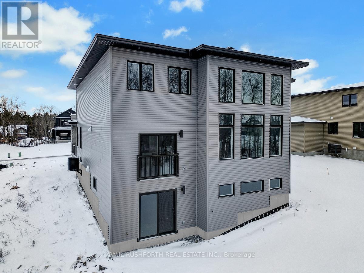 169 Frank Fisher Crescent