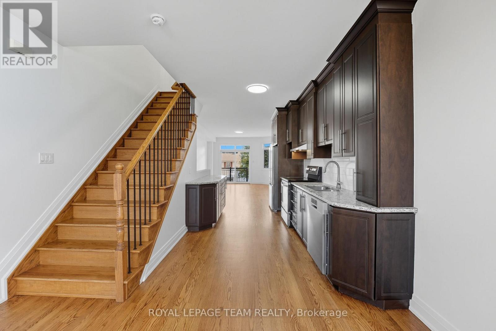 1512 Clementine Boulevard