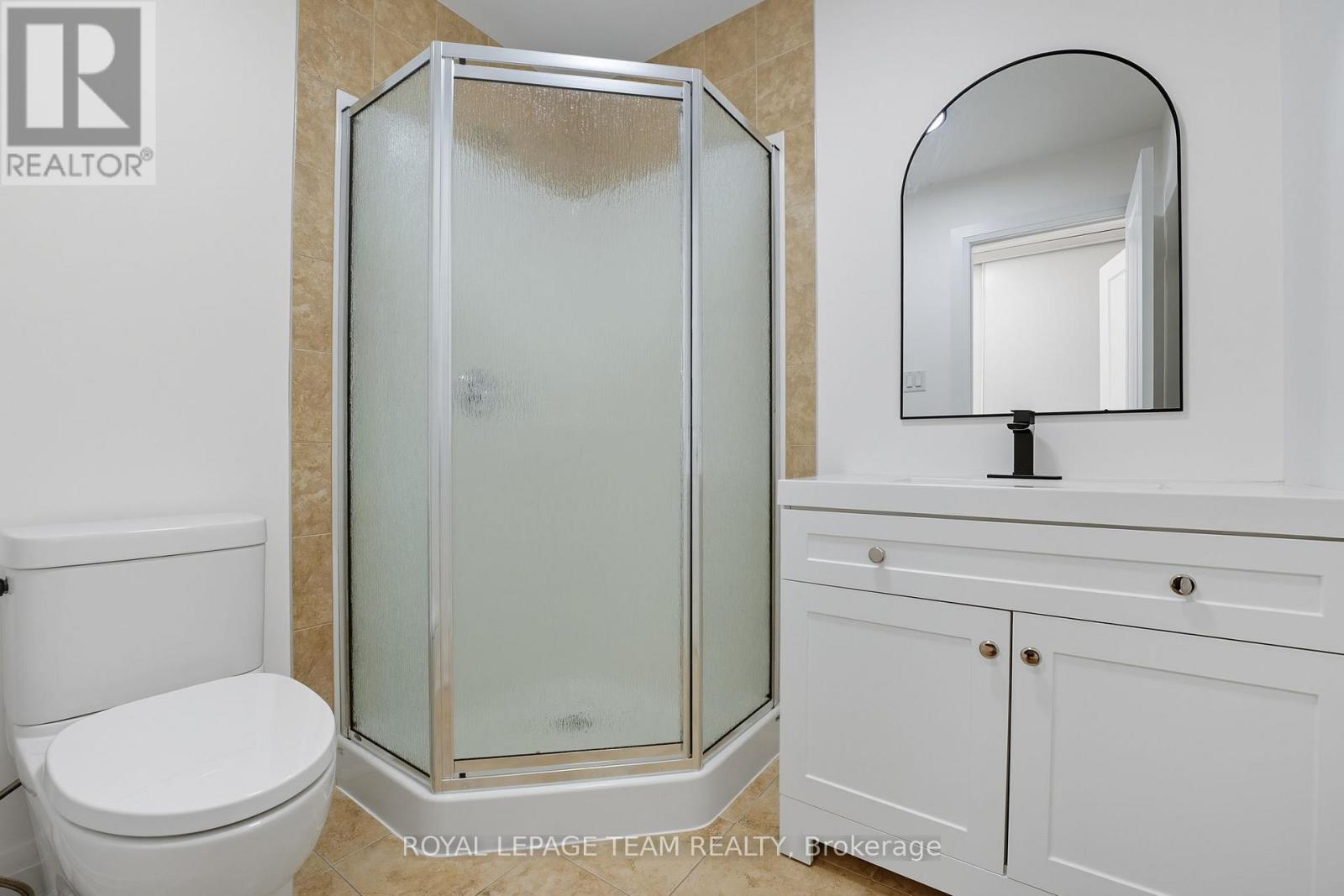 1512 Clementine Boulevard