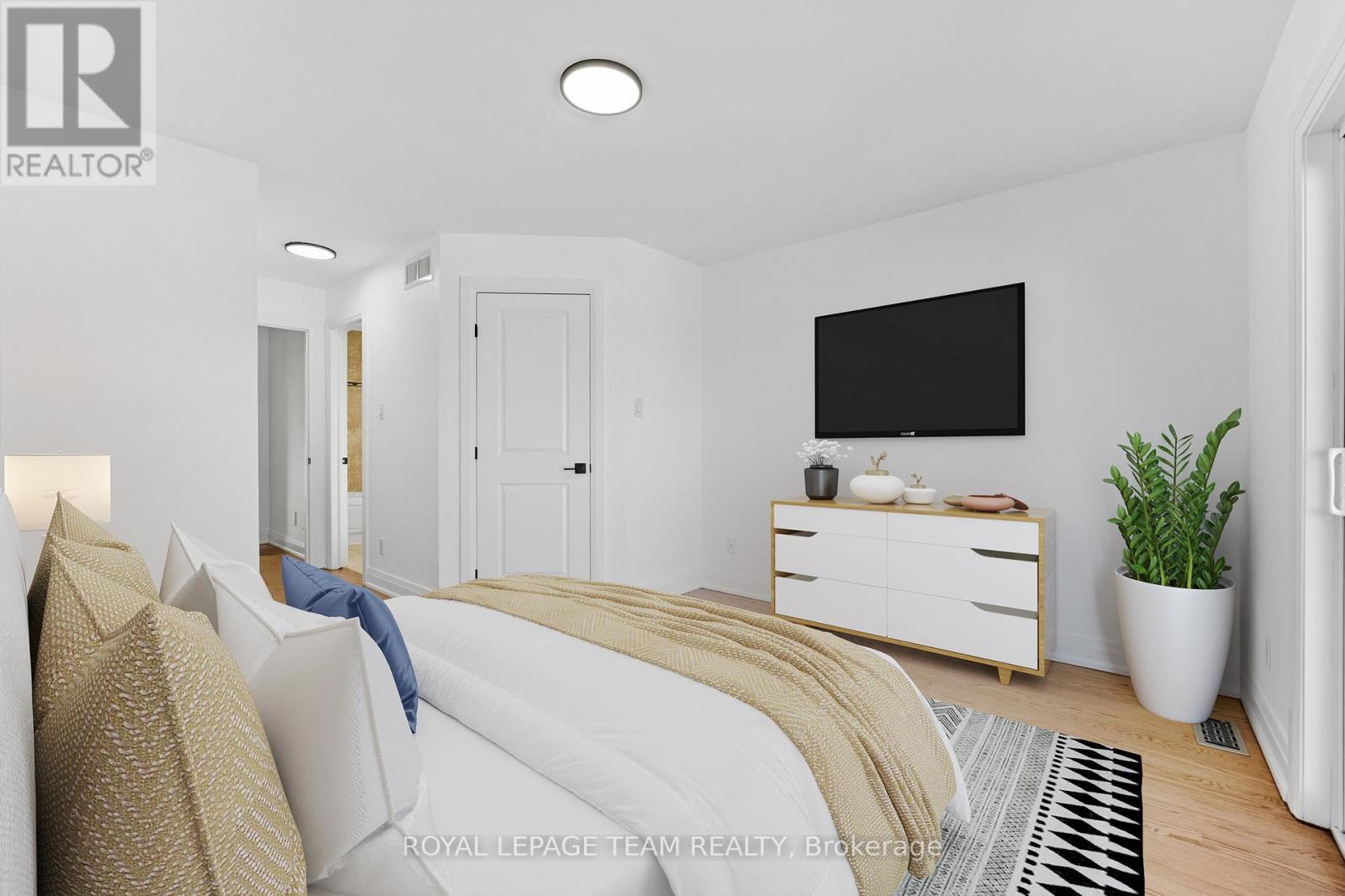 1512 Clementine Boulevard