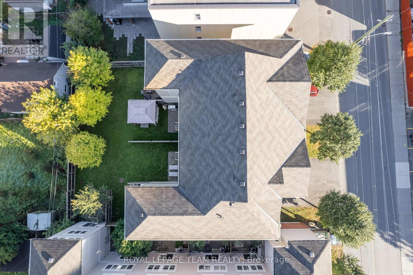 1512 Clementine Boulevard