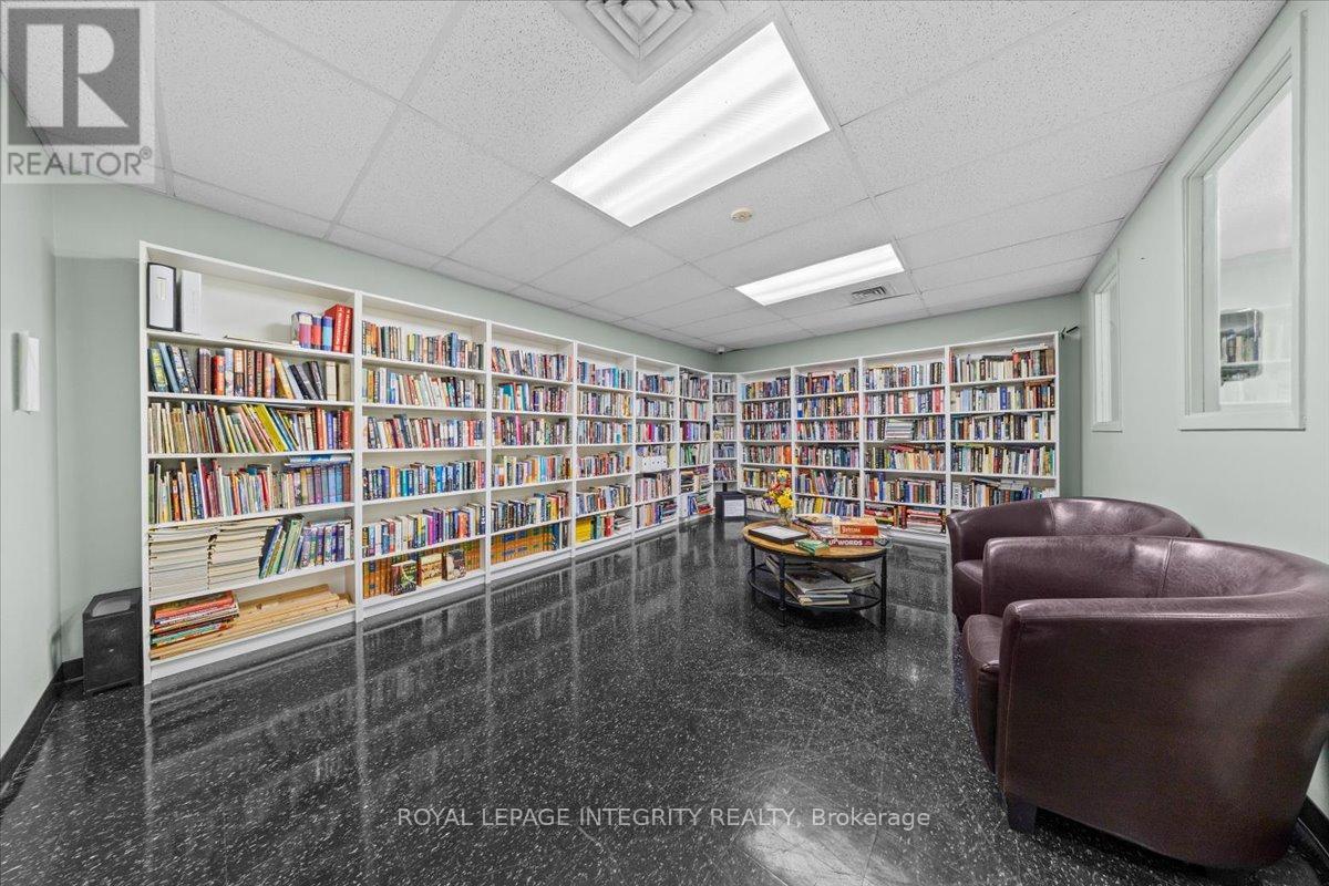 1201 - 900 Dynes Road