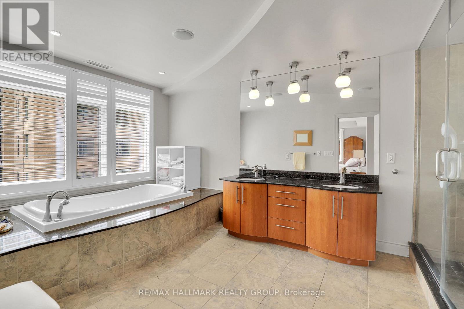 1003 - 85 Bronson Avenue