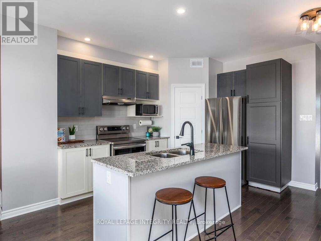 634 Cartographe Street