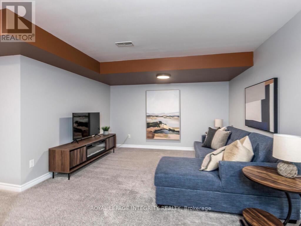 634 Cartographe Street