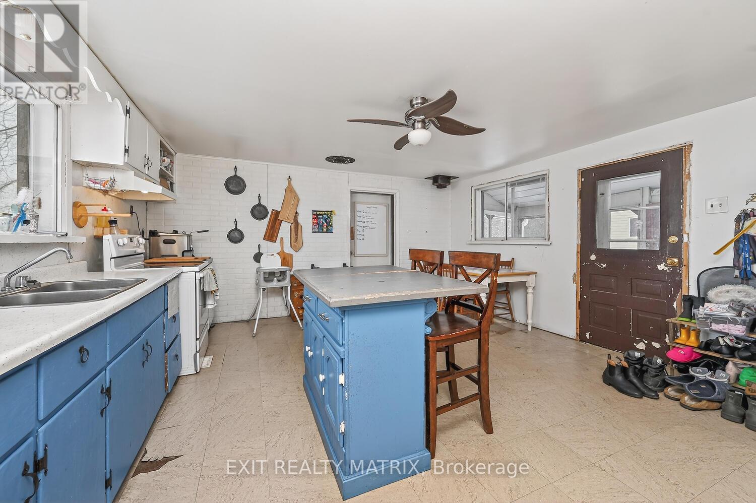 12404 County Rd 18 Road