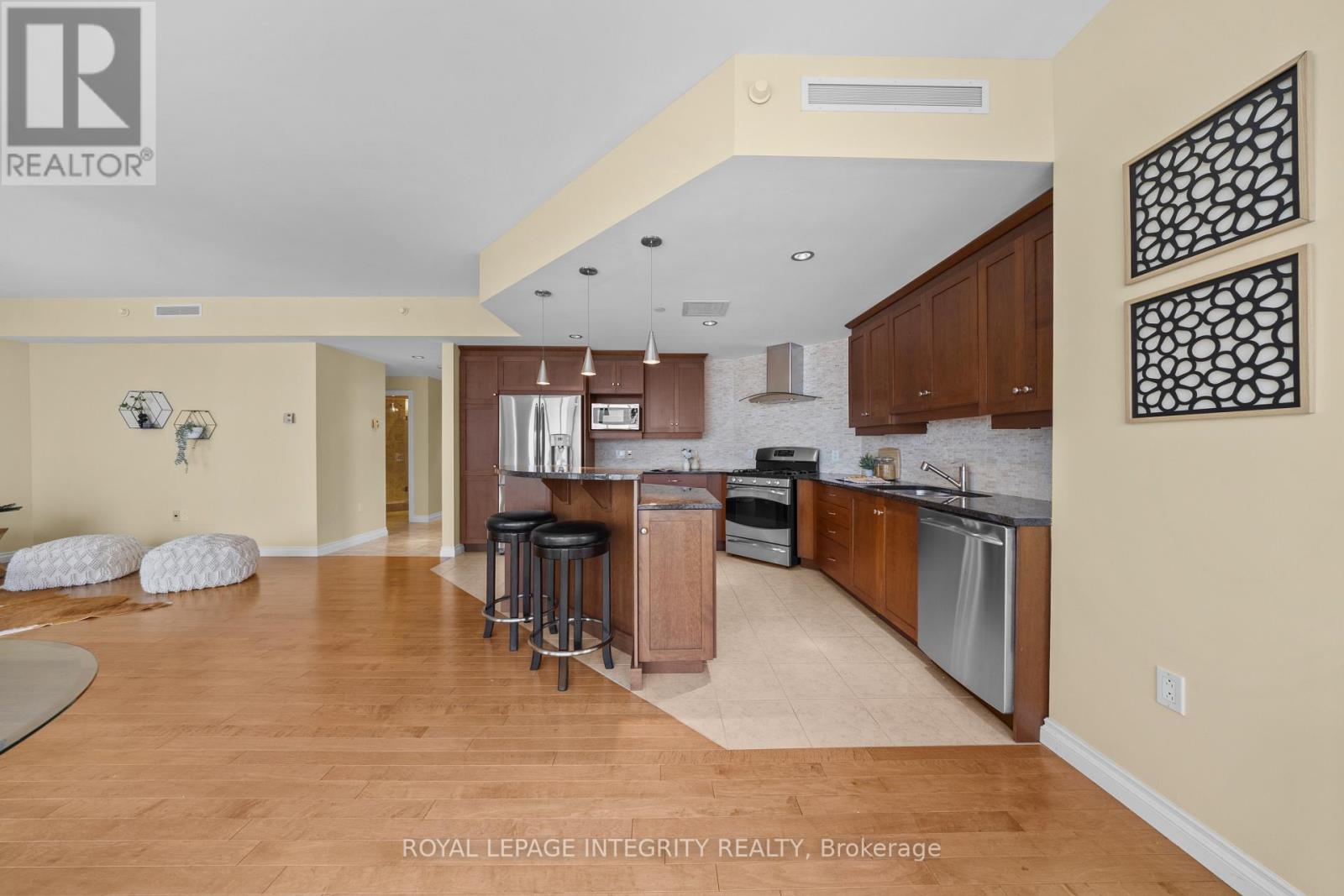 1207 - 90 George Street