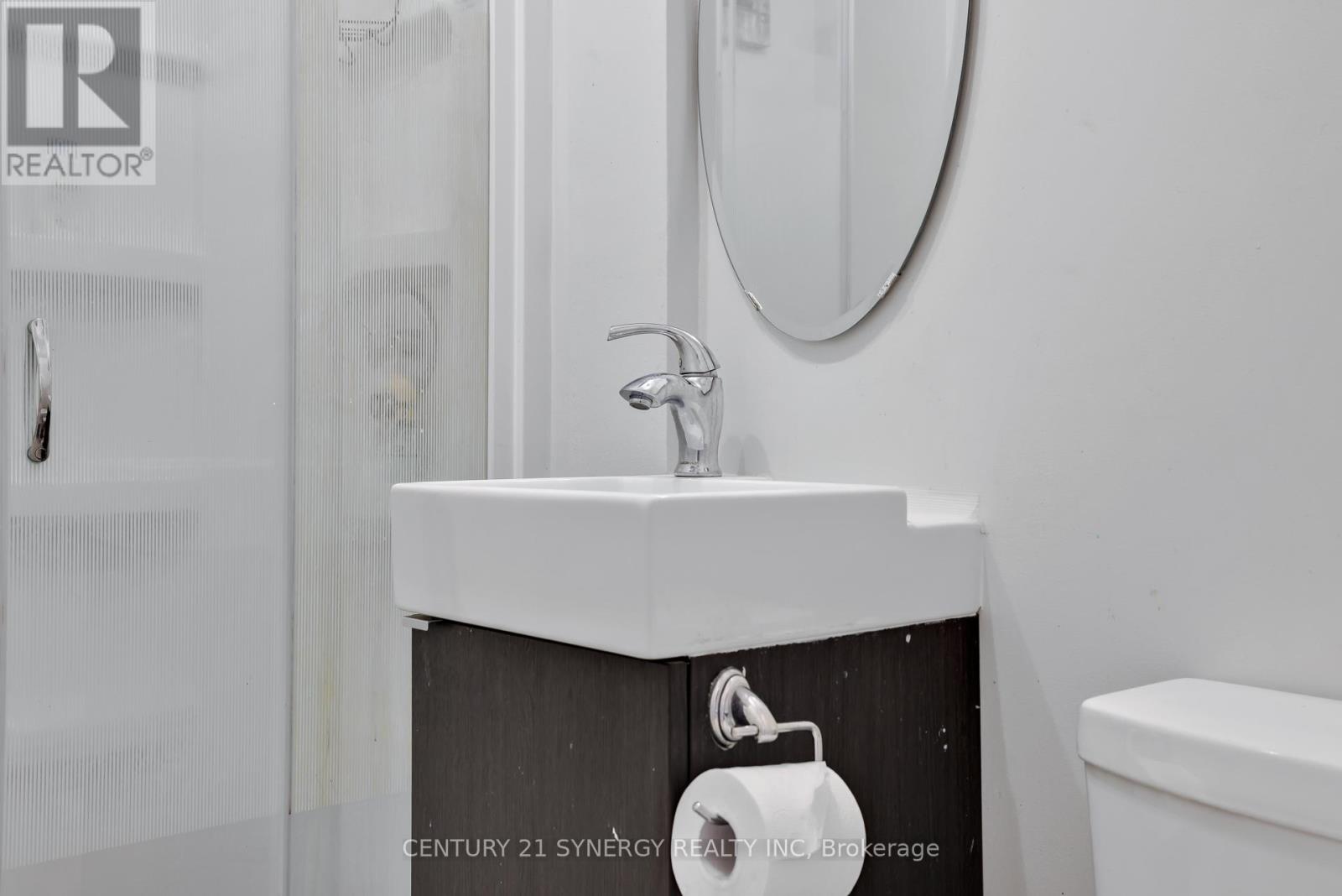 17 - 3415 Uplands Drive