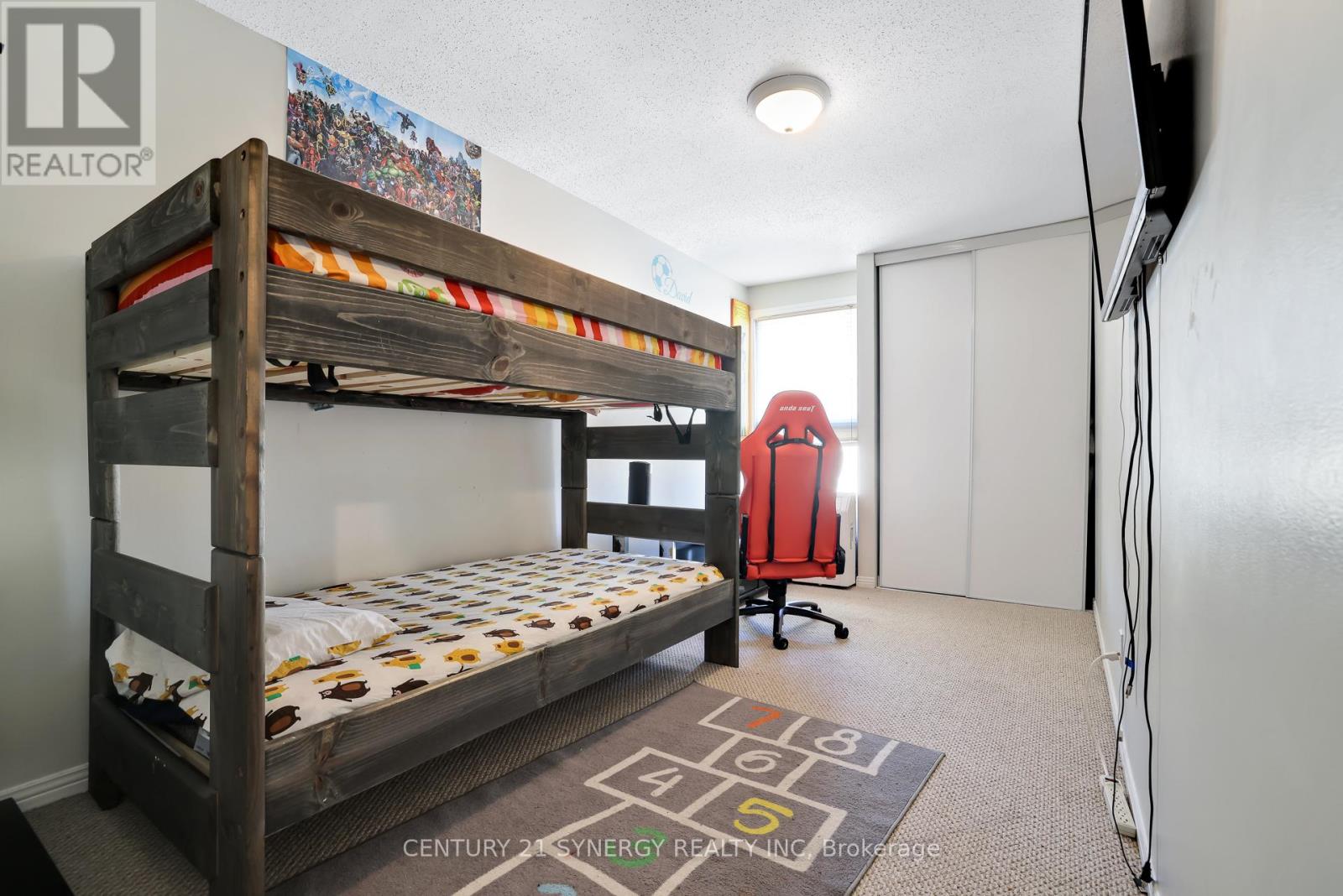 17 - 3415 Uplands Drive