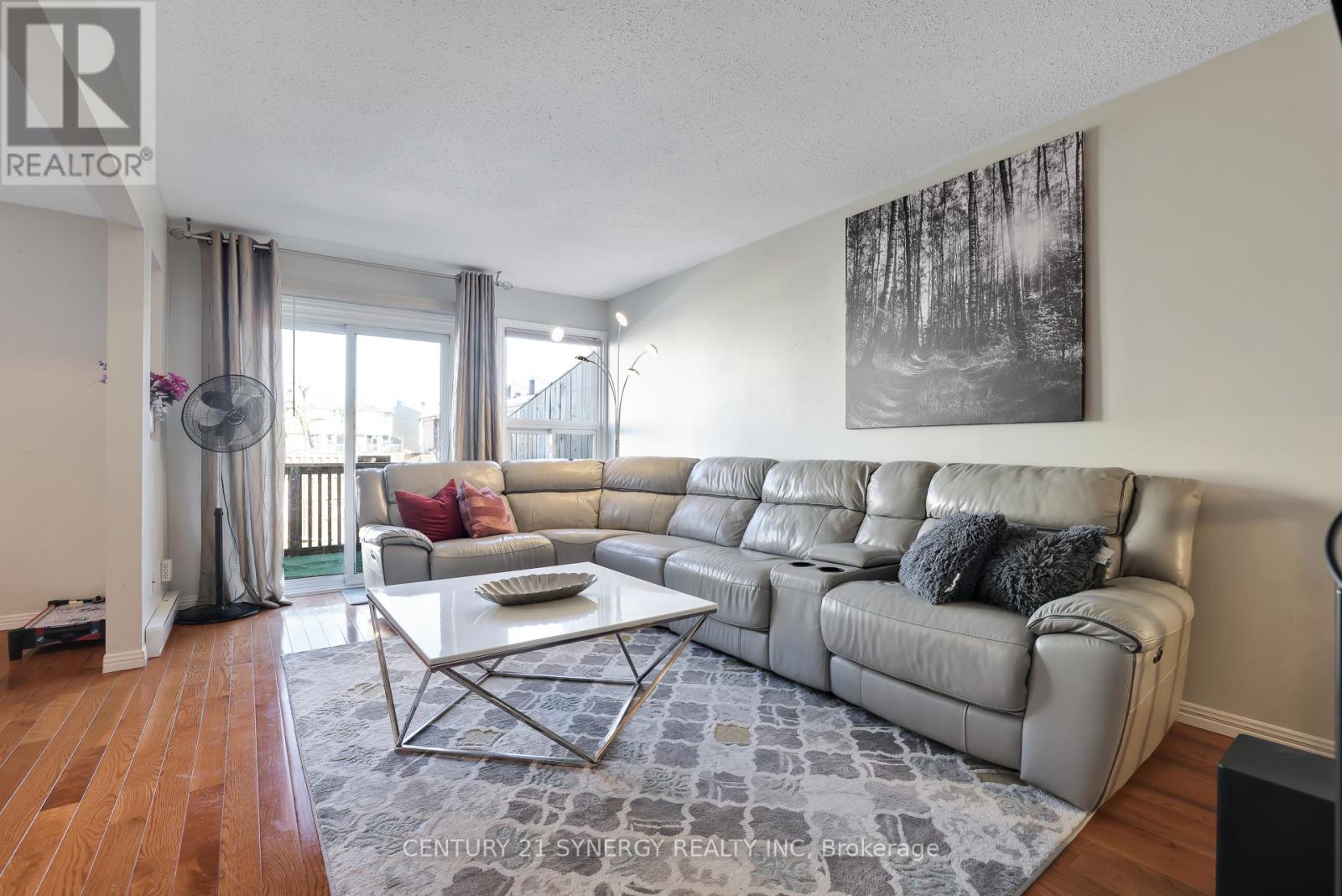 17 - 3415 Uplands Drive