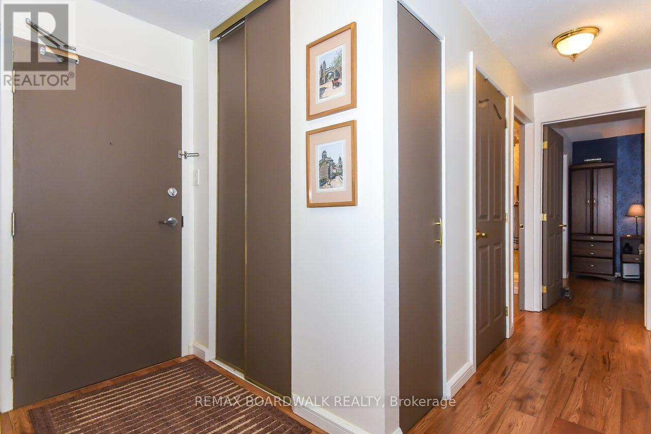 418 - 260 Brittany Drive