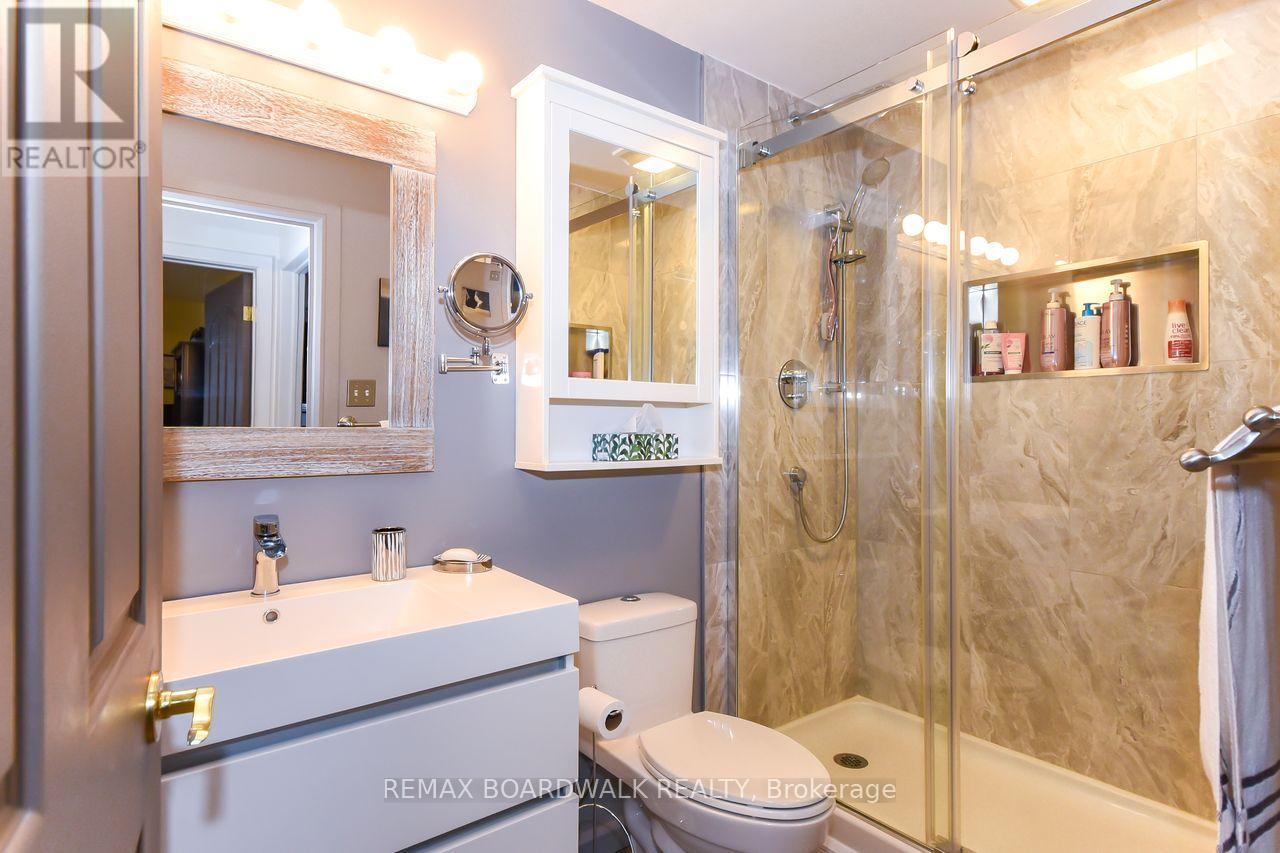 418 - 260 Brittany Drive