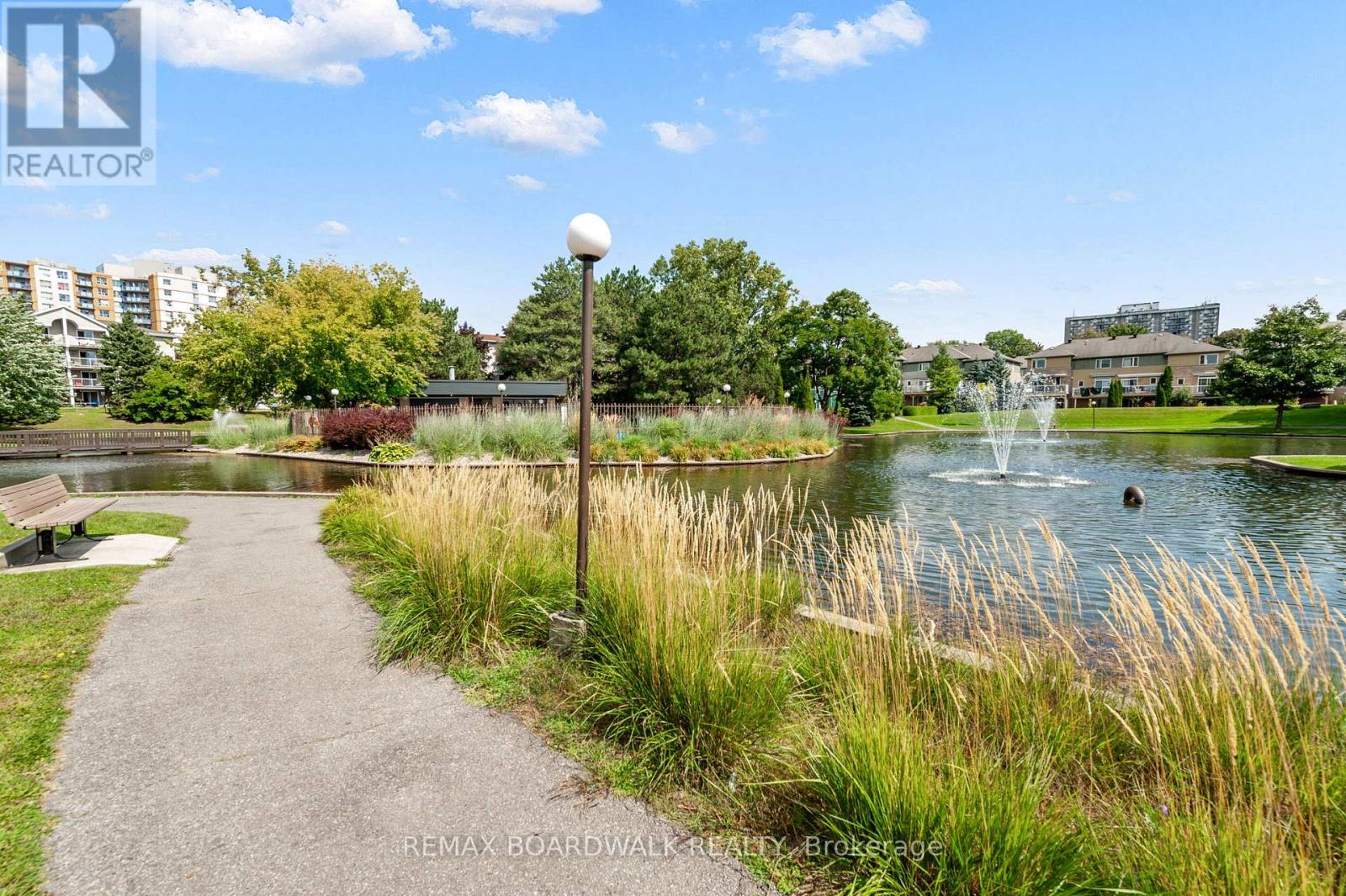 418 - 260 Brittany Drive