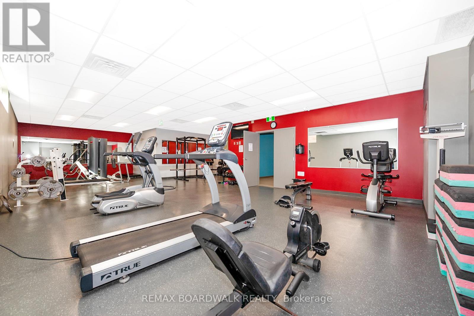 418 - 260 Brittany Drive