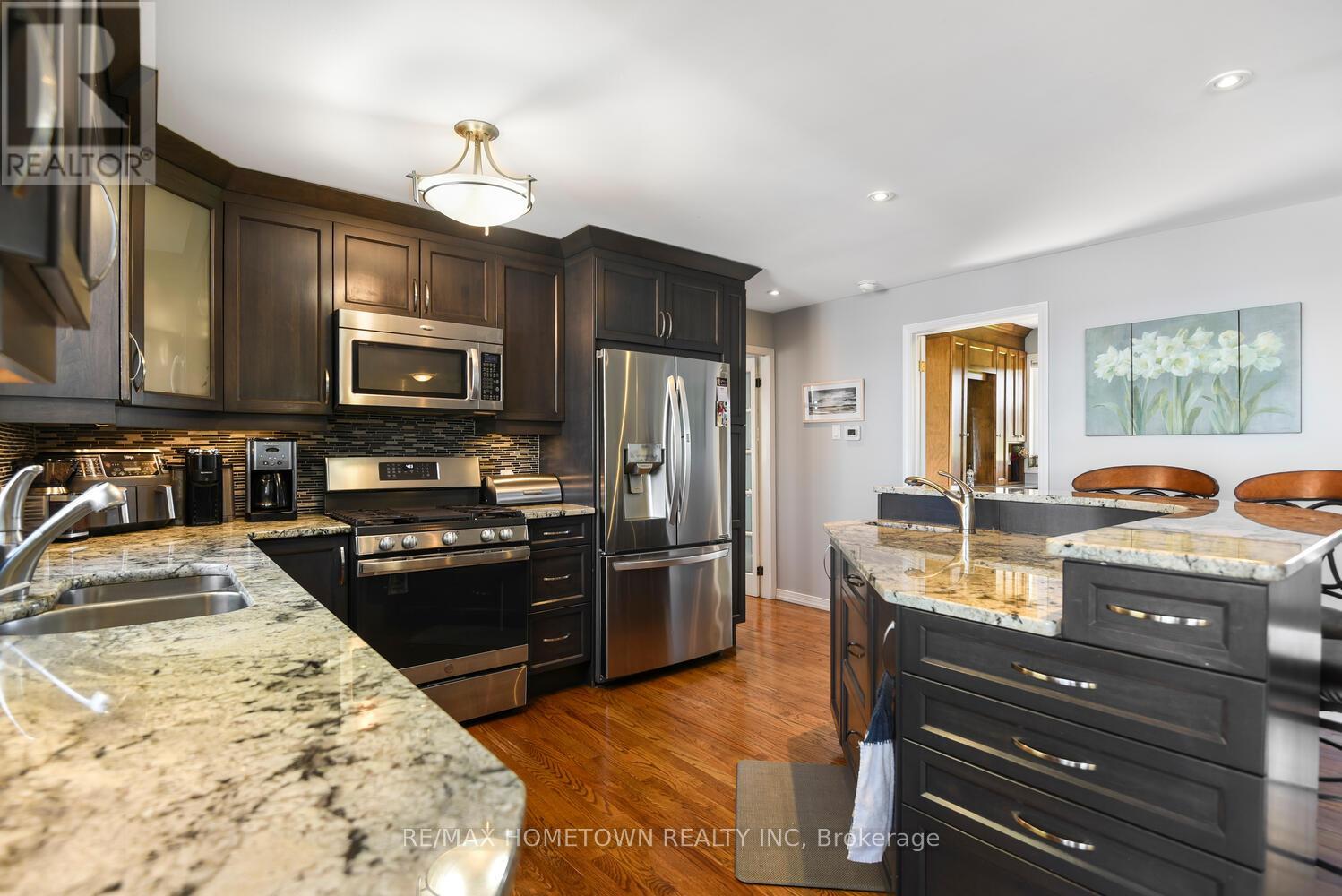 1435 County Road 2 Road