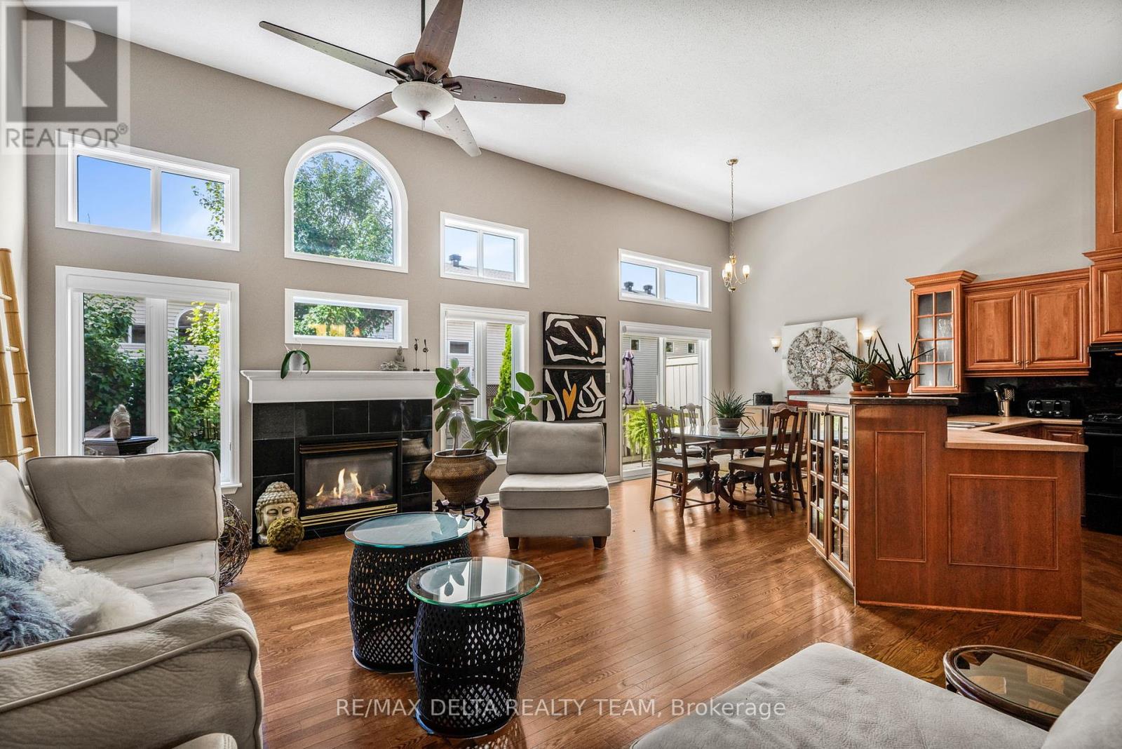 116 Gladeview Private