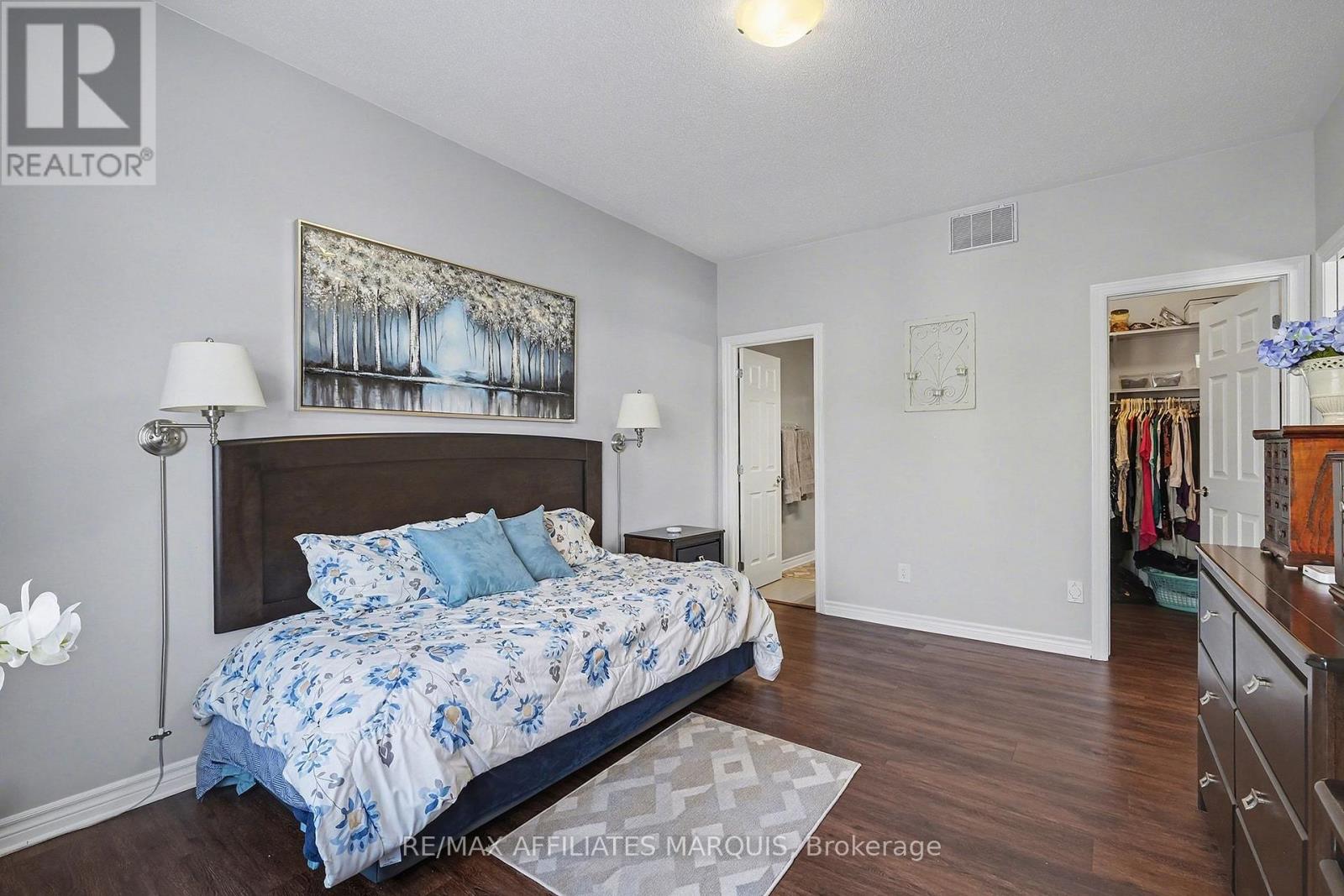 171 Royal Landing Gate