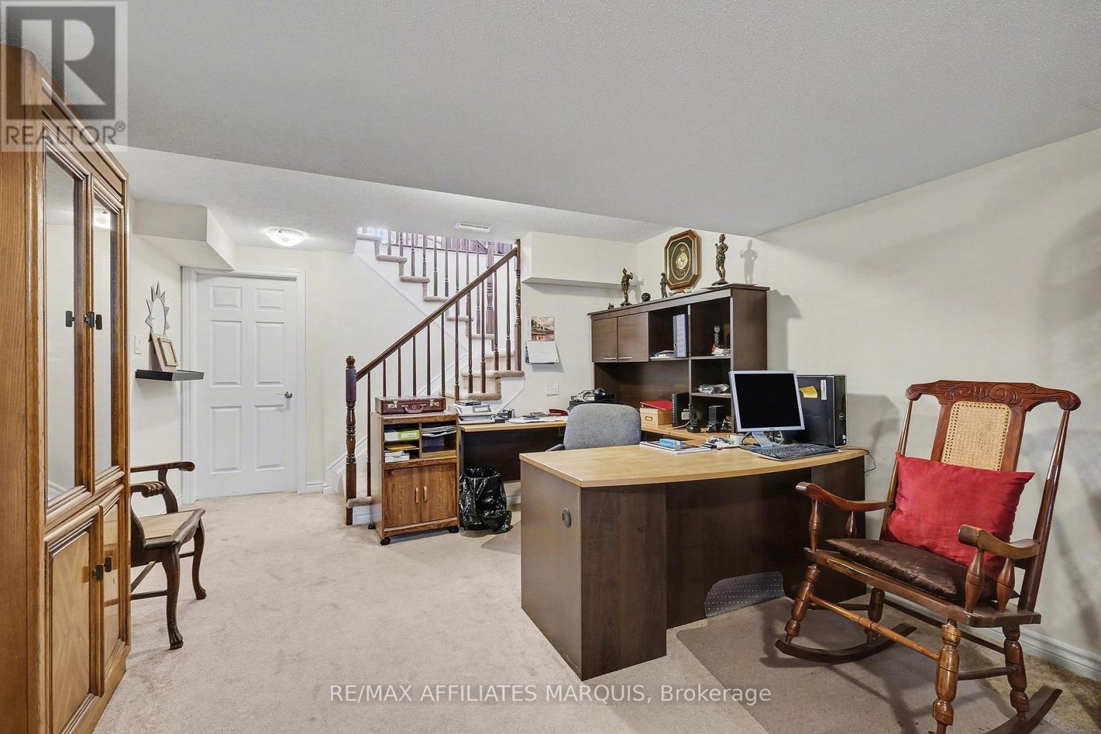 171 Royal Landing Gate