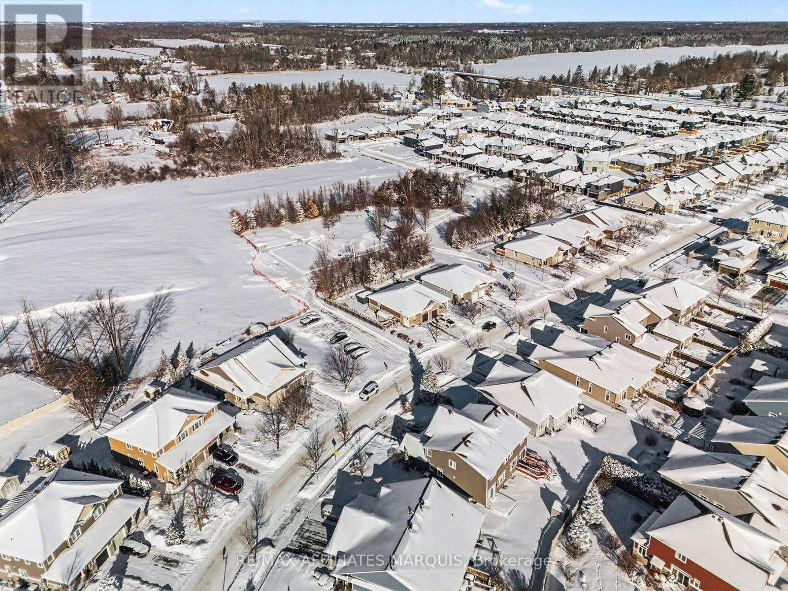 171 Royal Landing Gate