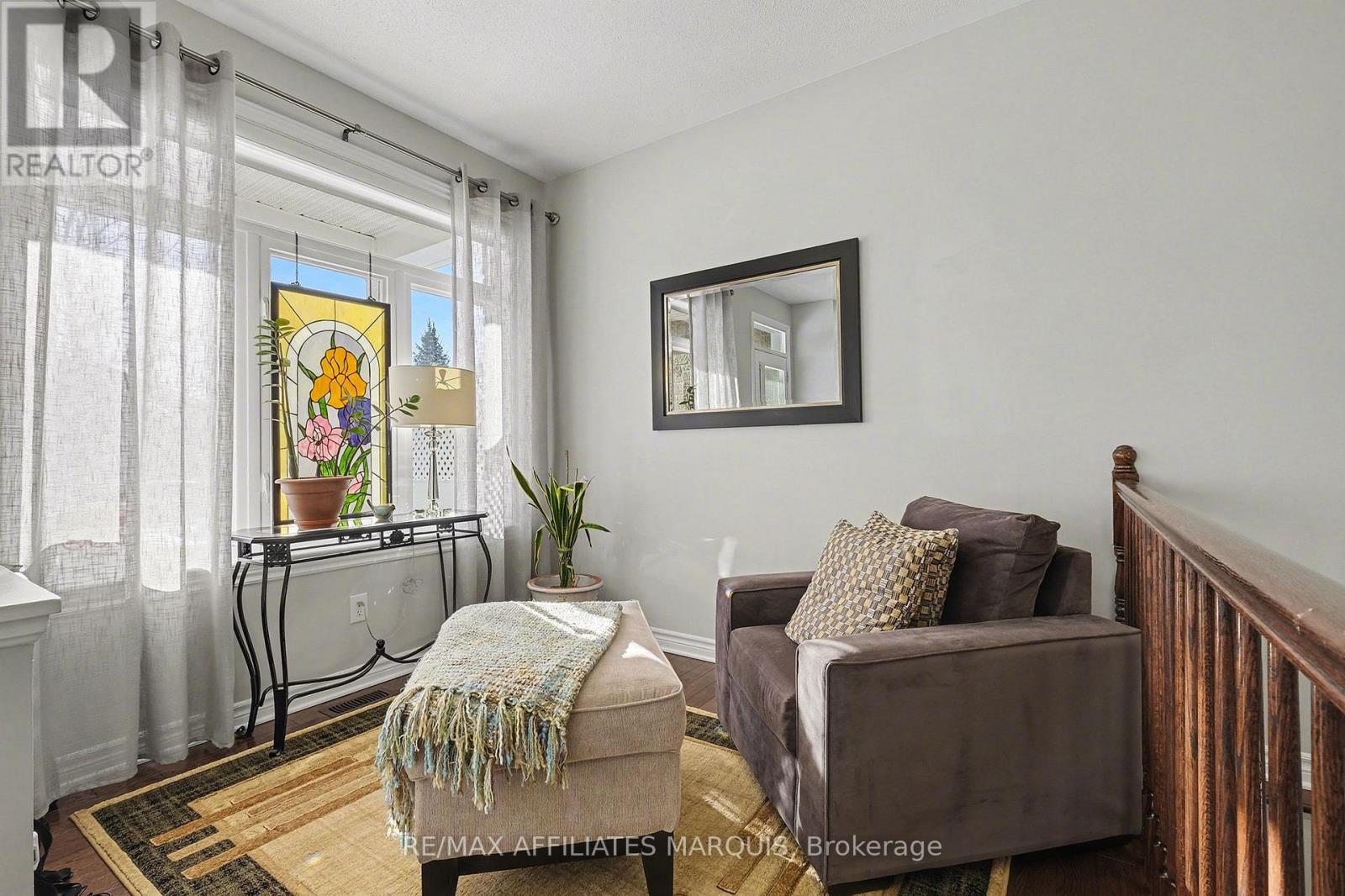 171 Royal Landing Gate