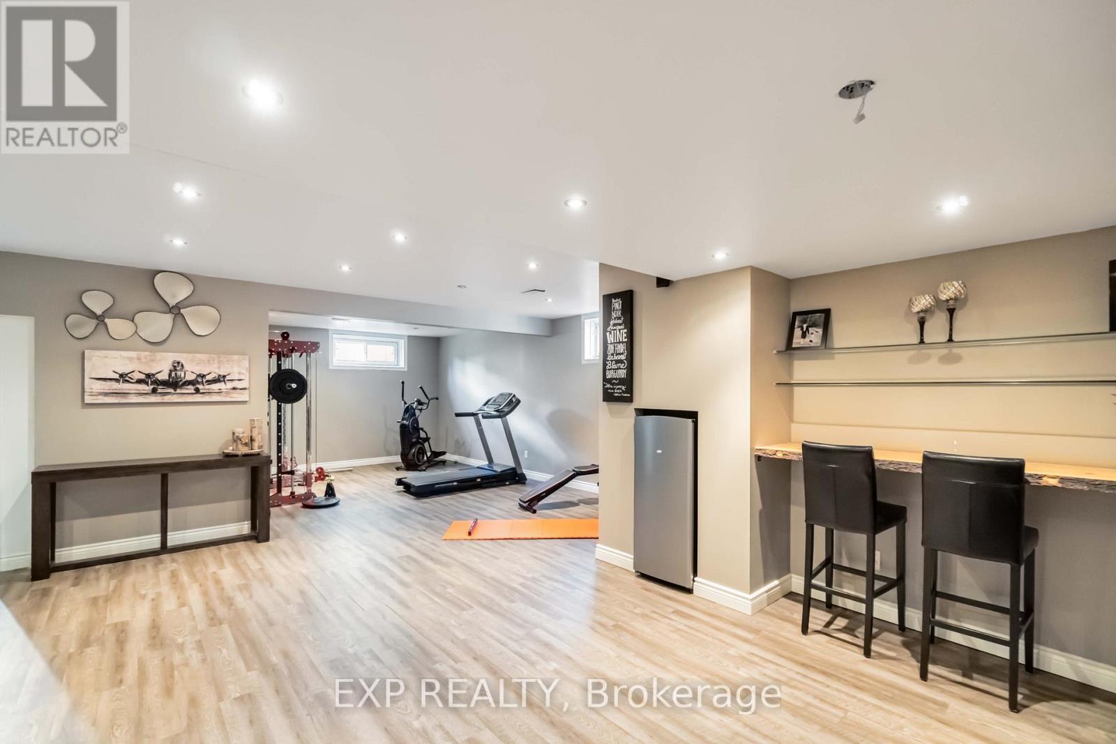 6775 Pebble Trail Way