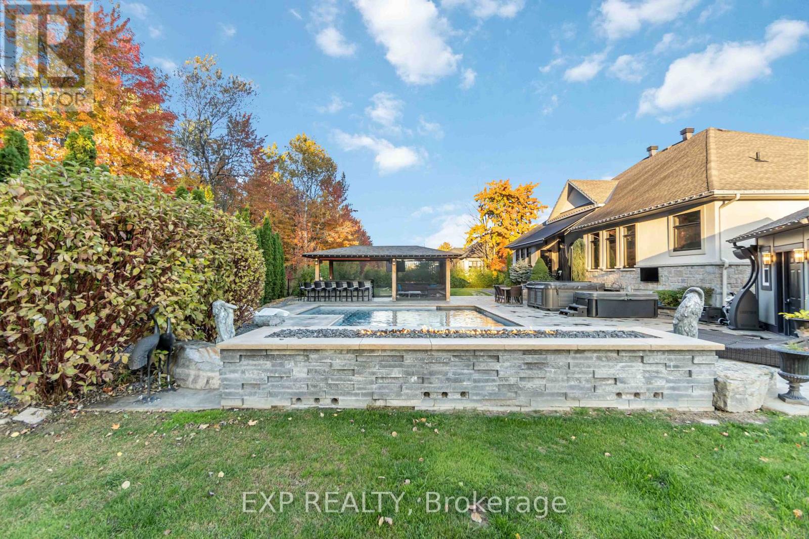 6775 Pebble Trail Way