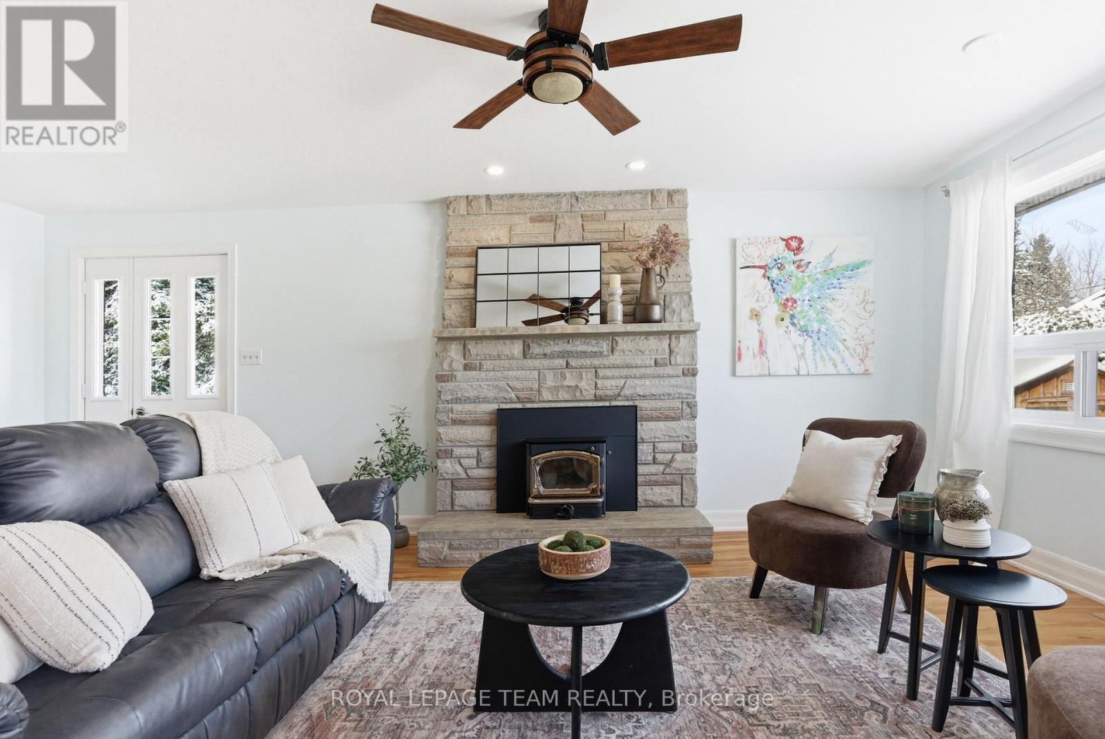 3246 Elizabeth Street