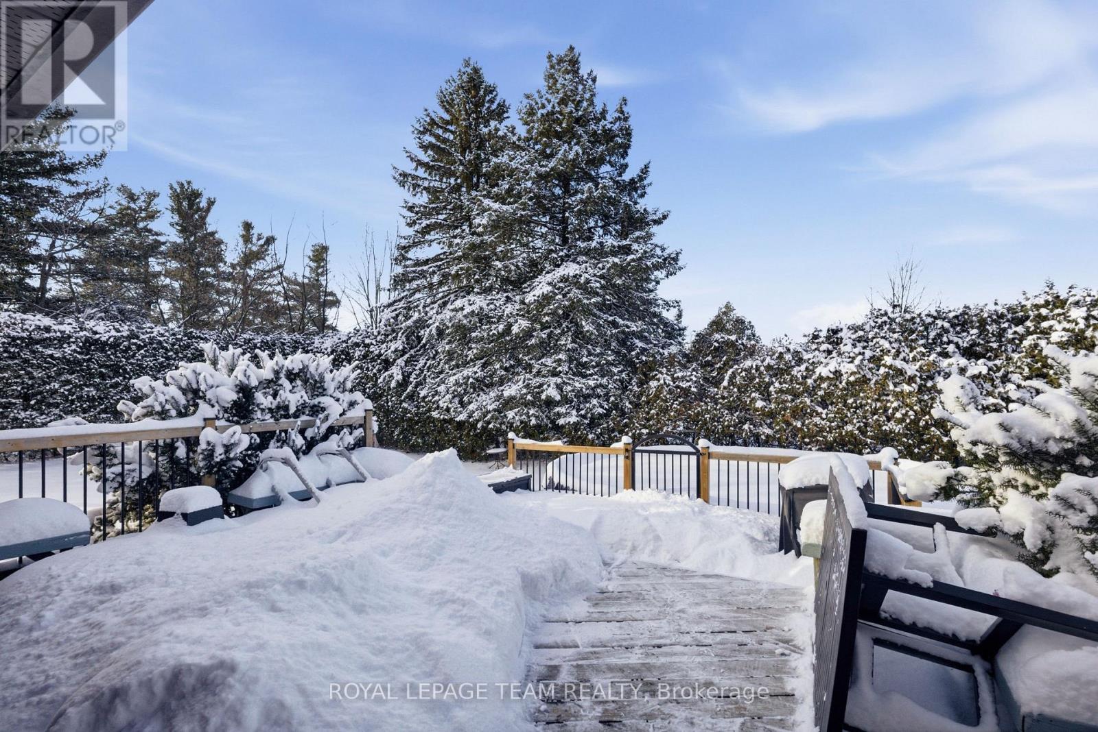 3246 Elizabeth Street