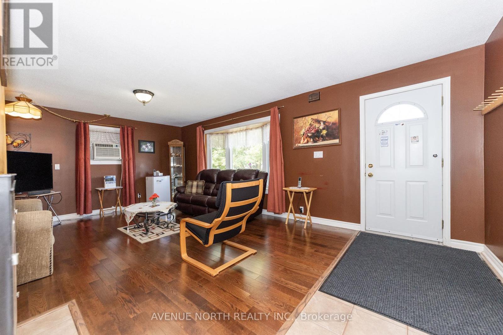 832 Notre Dame Street