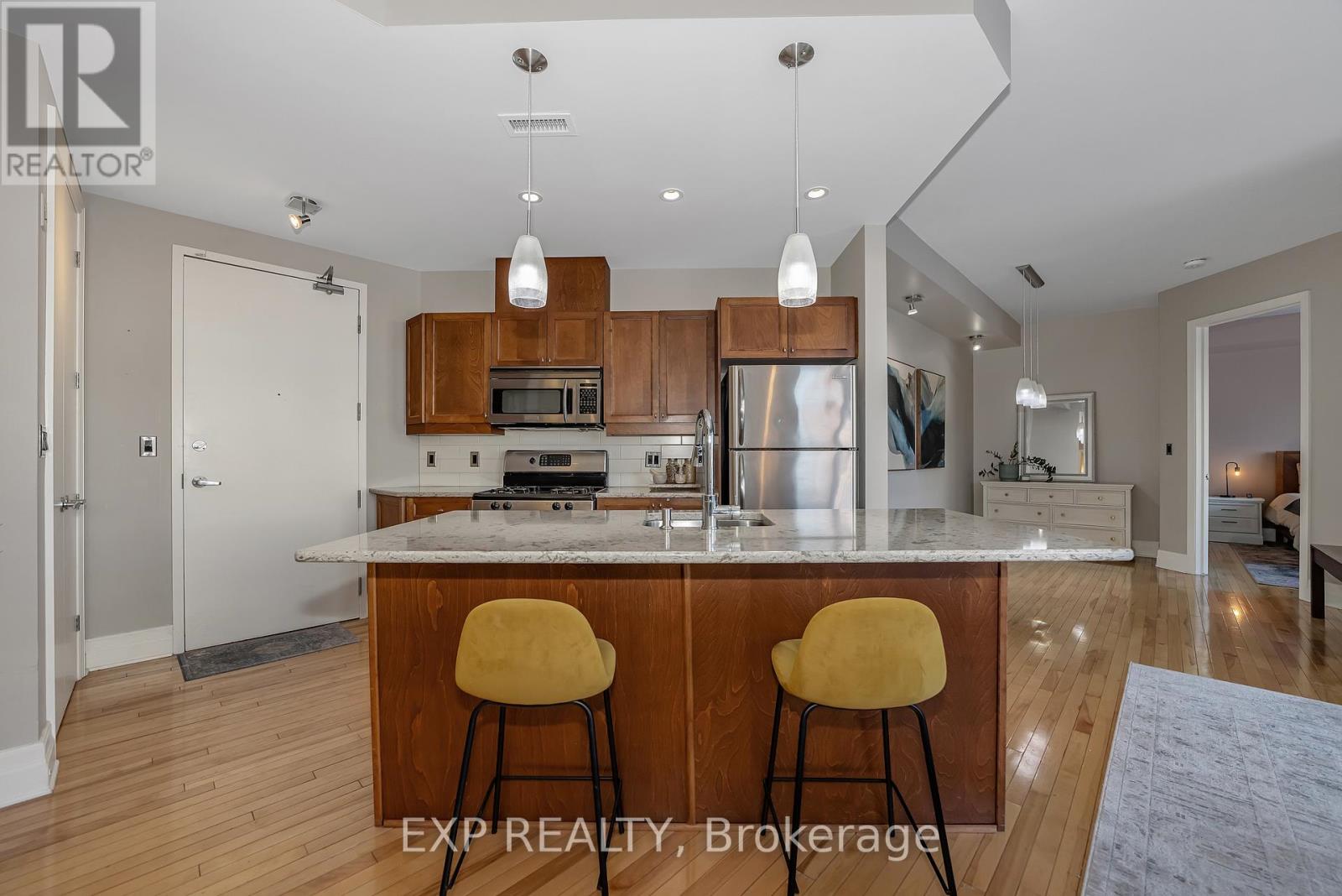 209 - 260 Besserer Street