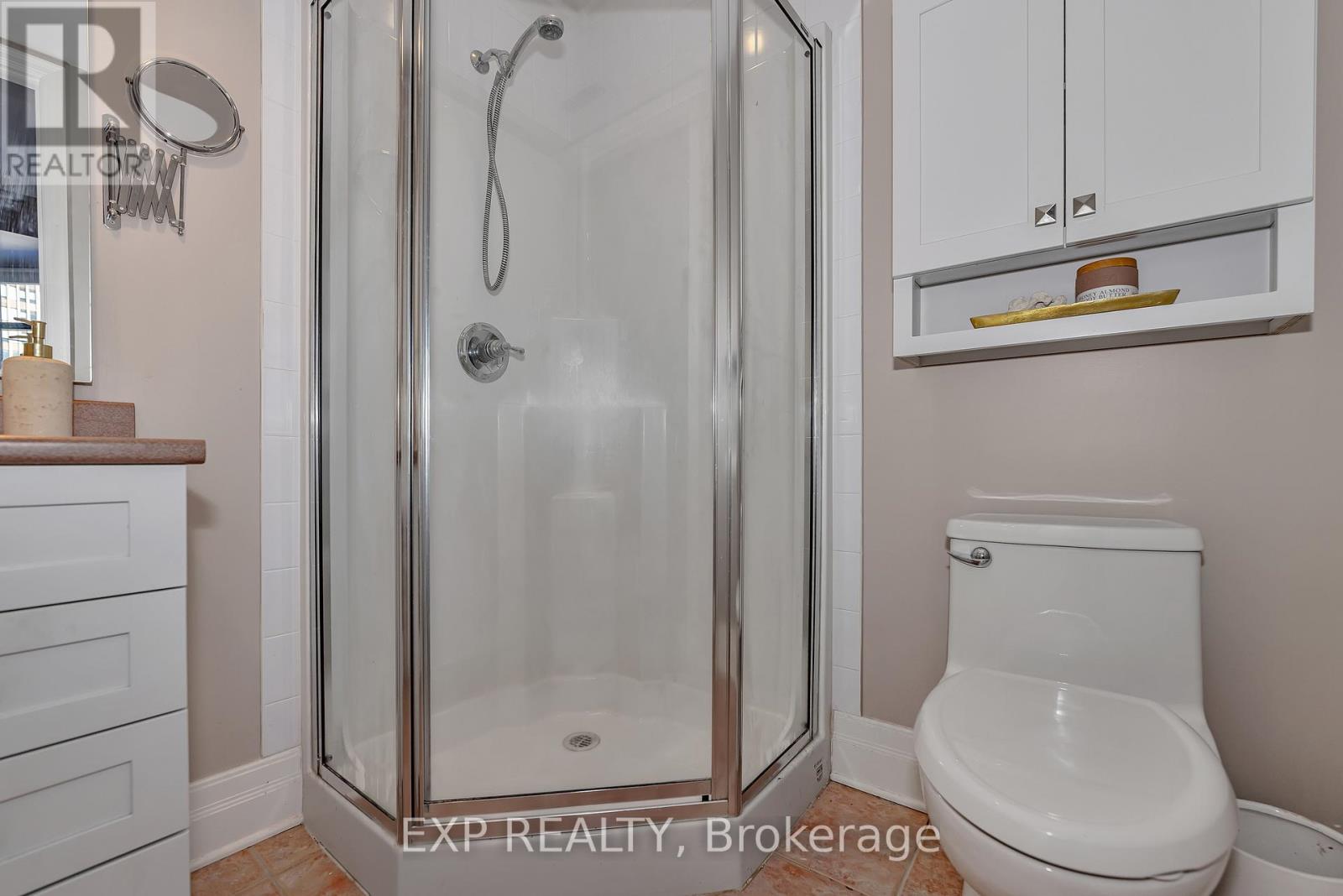 209 - 260 Besserer Street